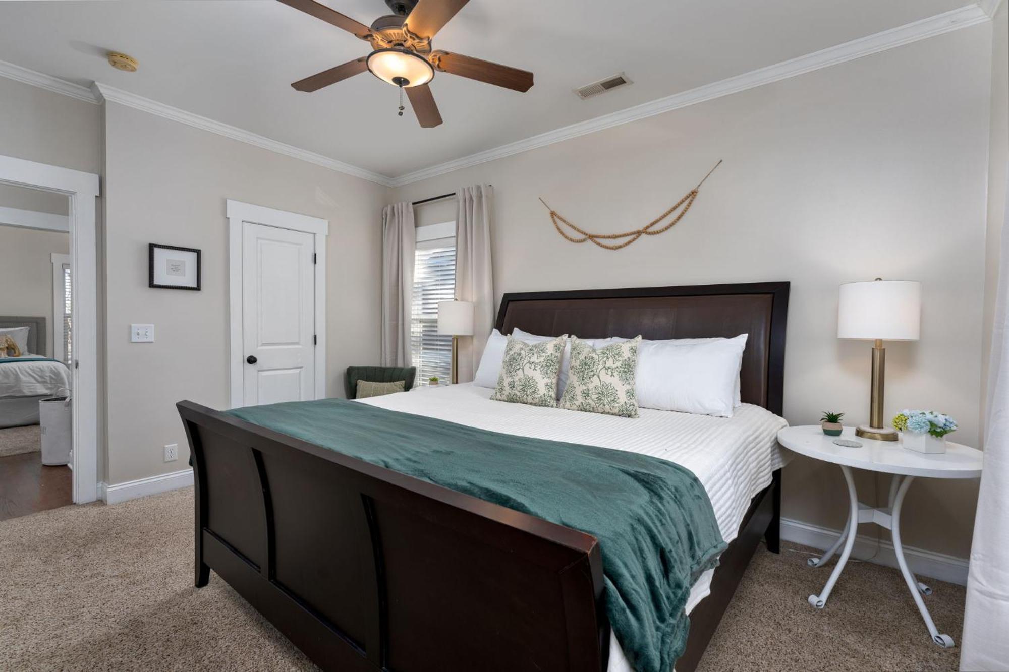 Downtown Wilmington Home ~ Pet Friendly Екстериор снимка